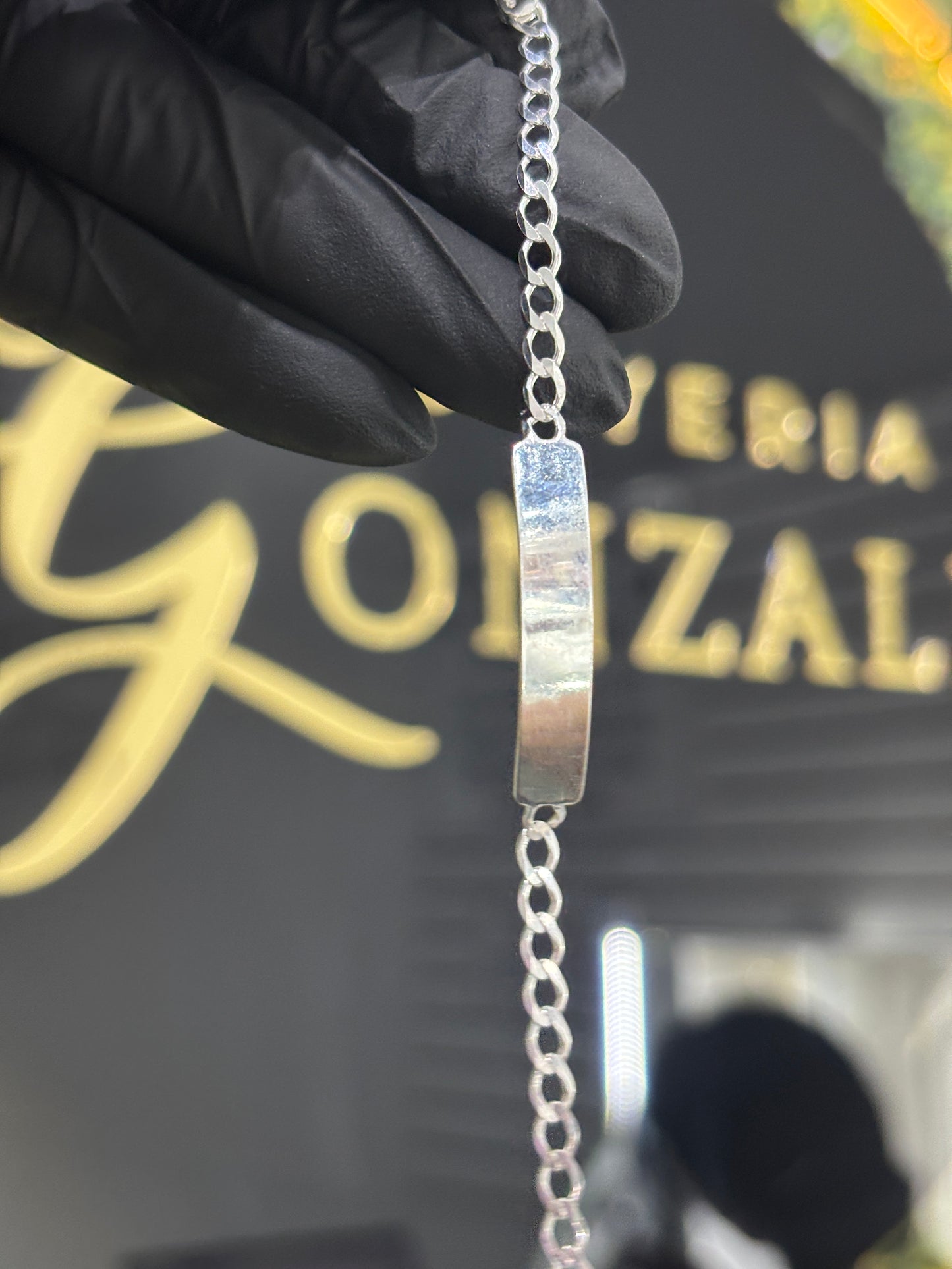 Esclava barbada plata