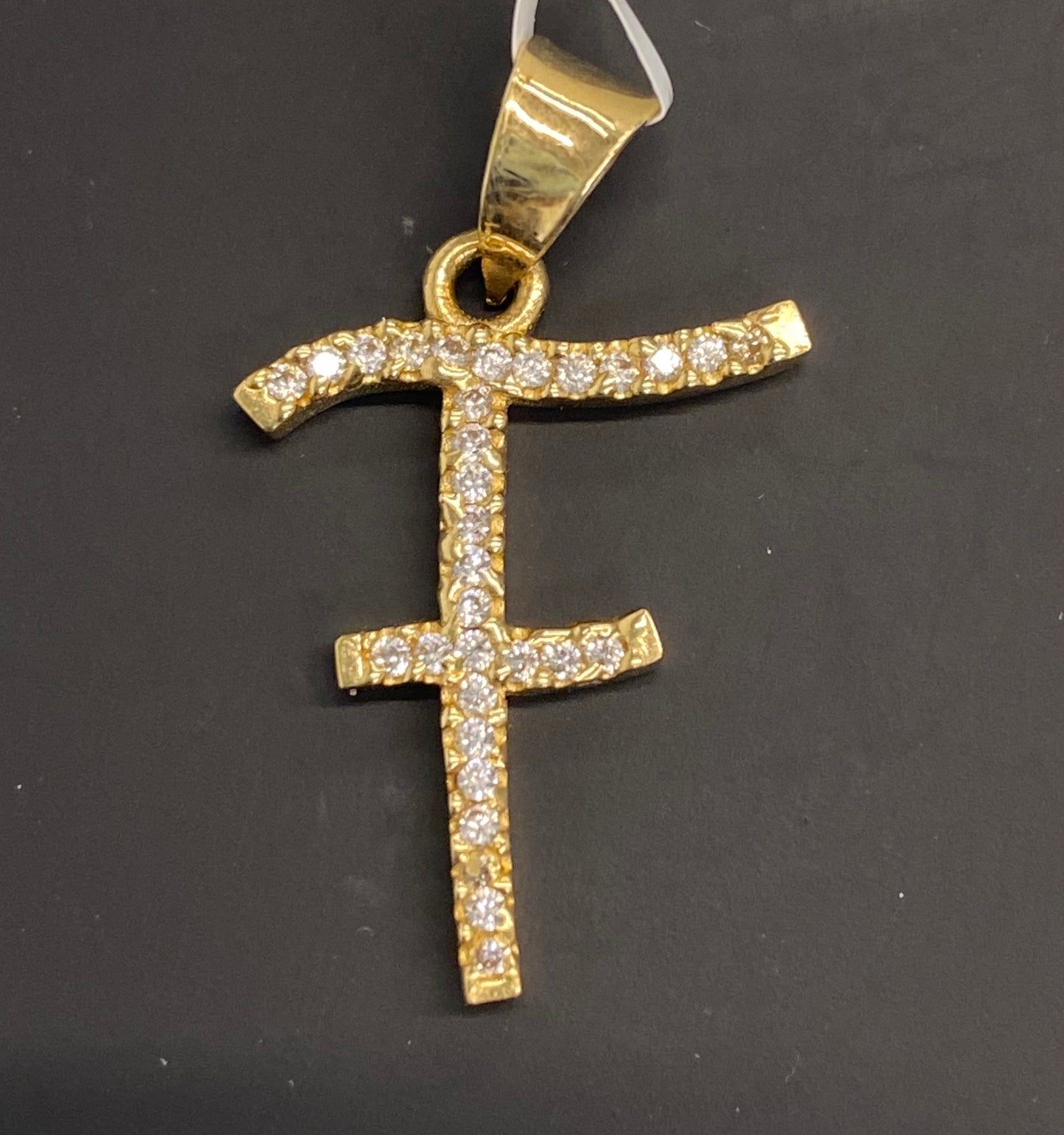 Dije oro 10k inicial “F”