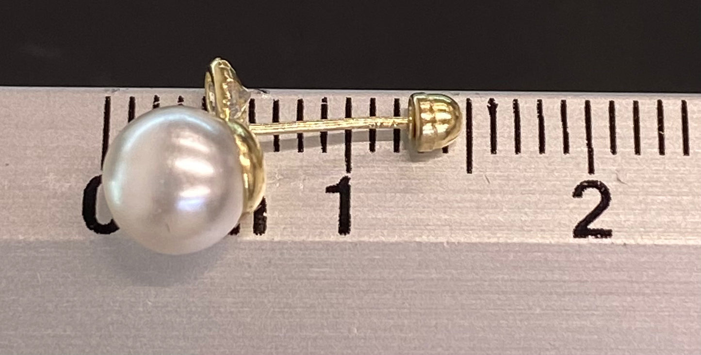 Broquel oro 10k perlita