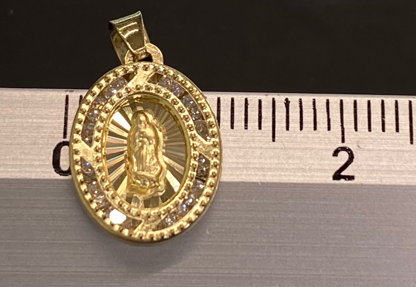 Dije oro 10k virgencita de Guadalupe