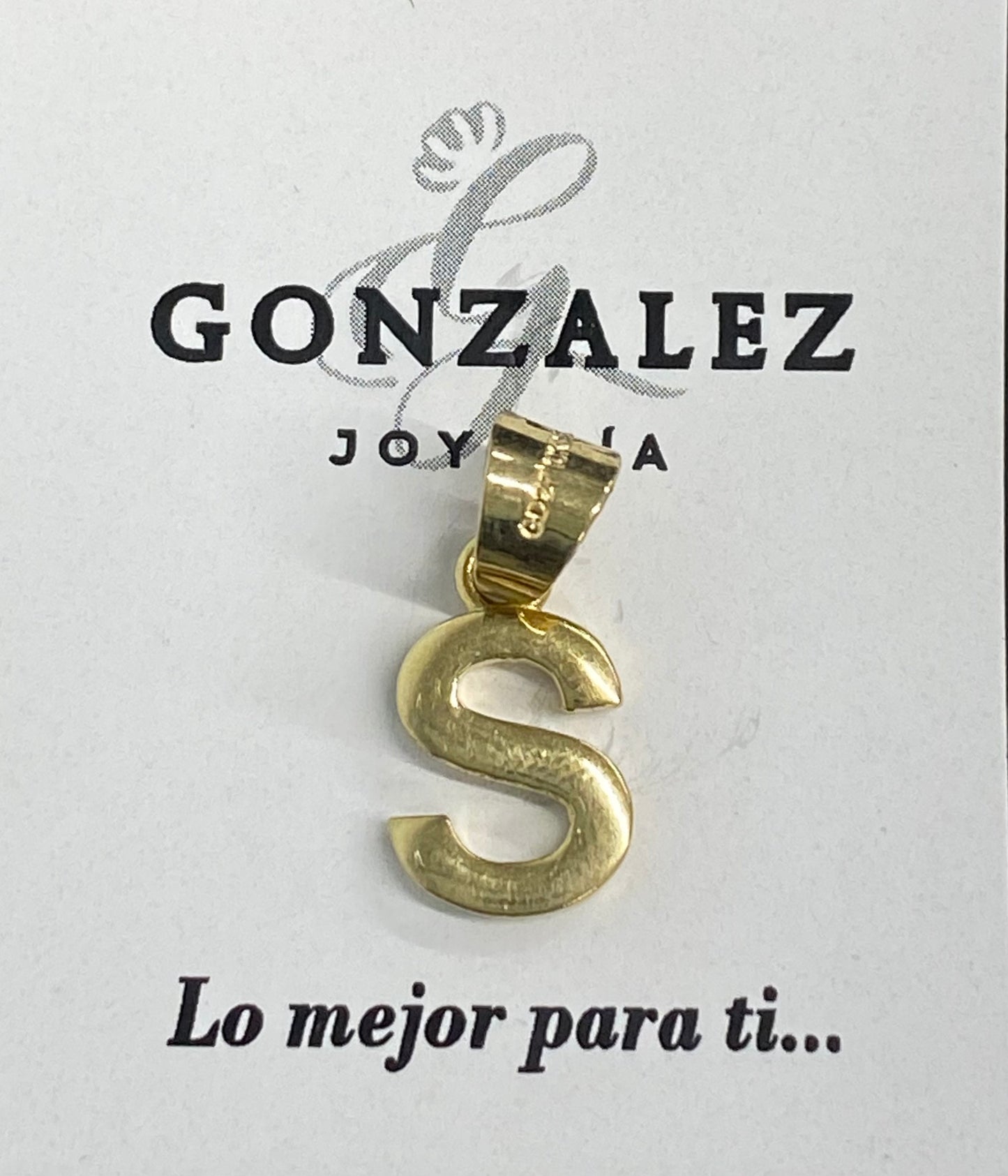 Dije oro 10k inicial “S”