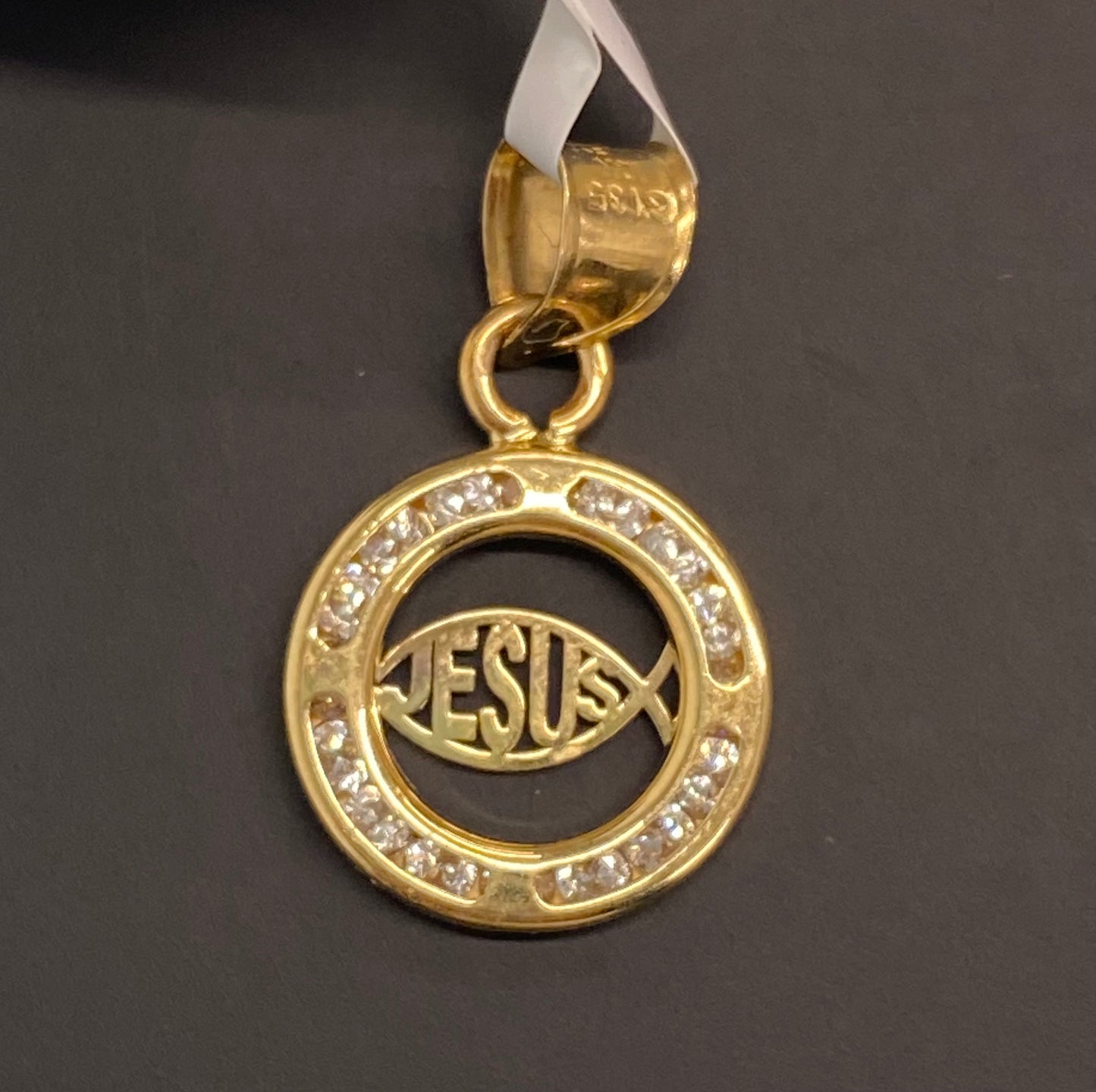 Dije de oro 10k pescado de Jesús