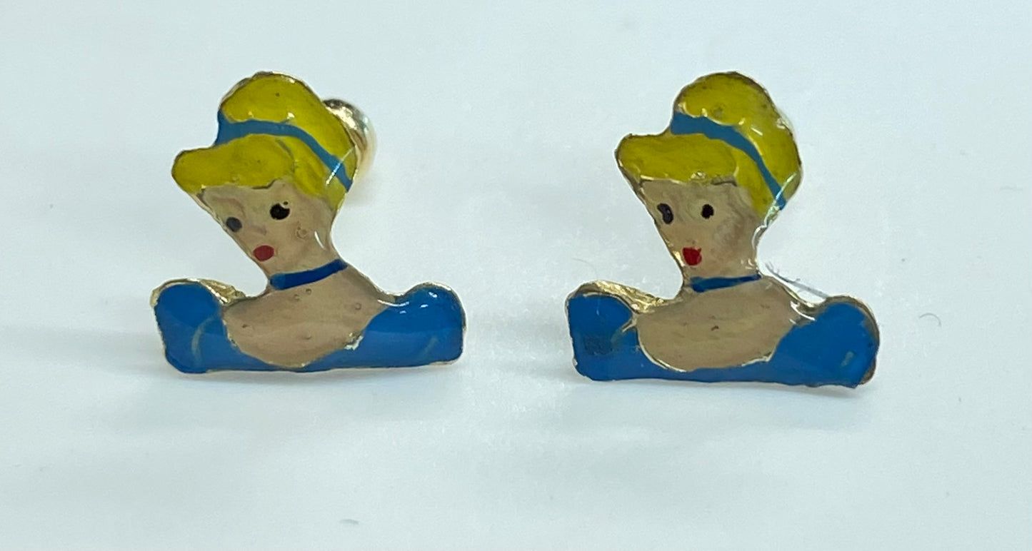 Broquel oro 10k cenicienta