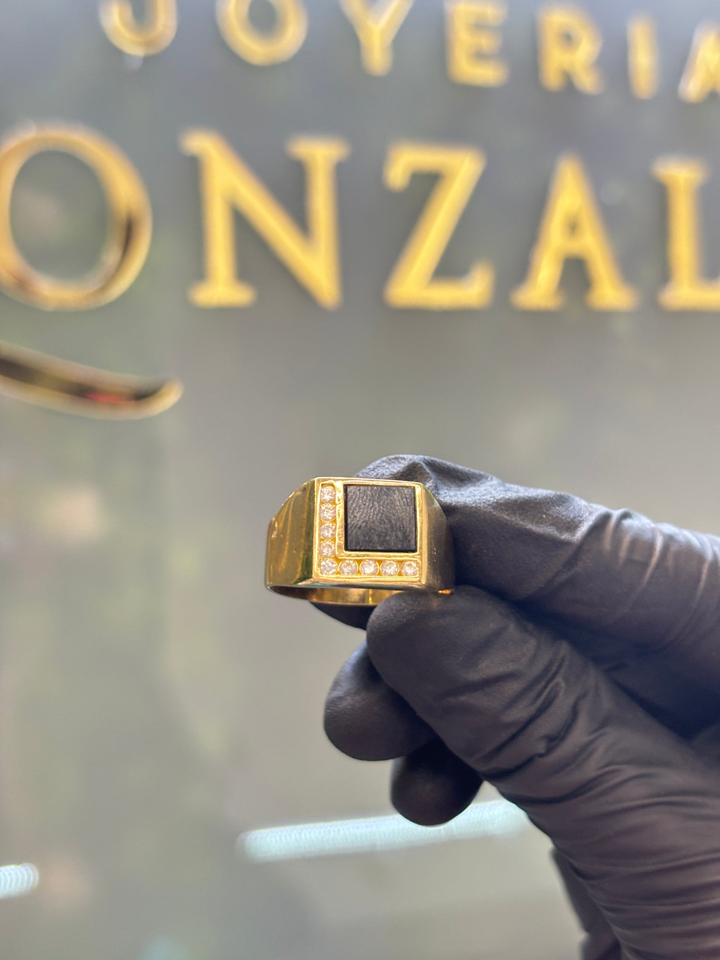 Anillo de oro 10k caballero