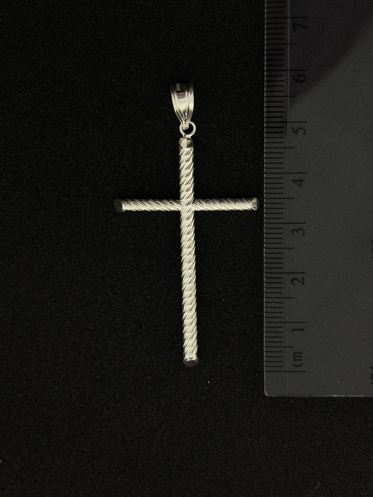 Cruz de plata ley 925