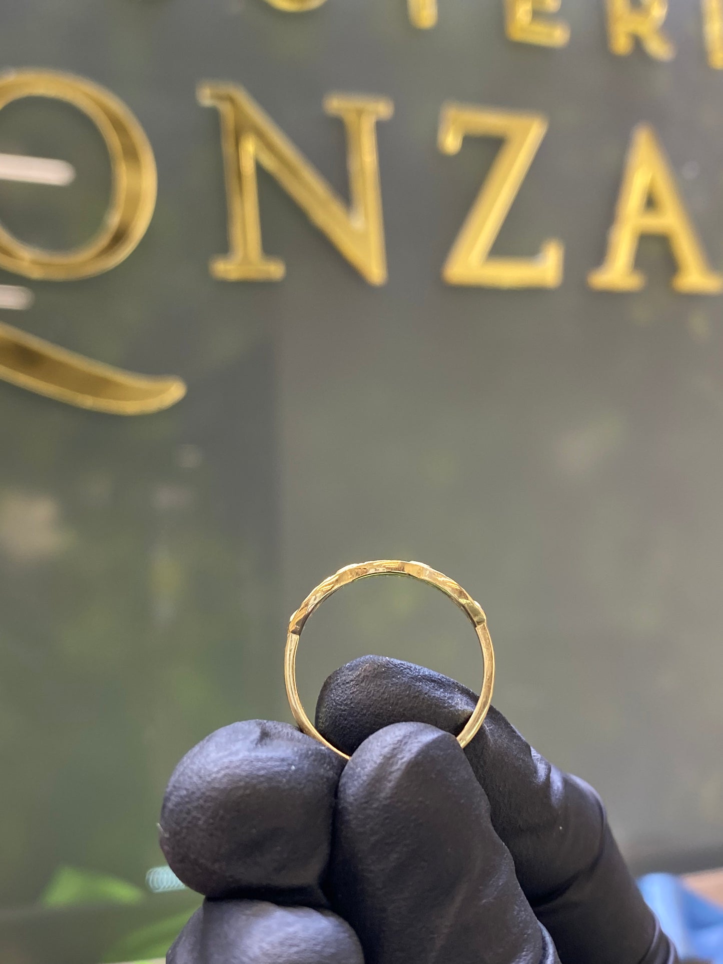 Anillo de oro 10k churumbela