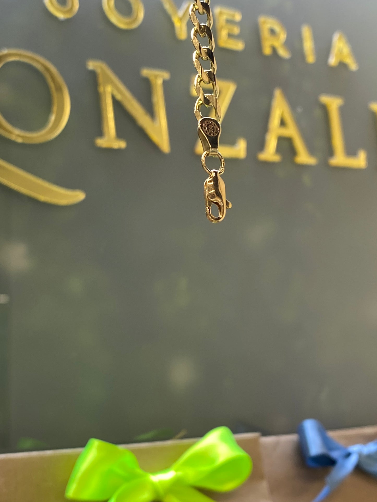 Esclava barbada oro 10k