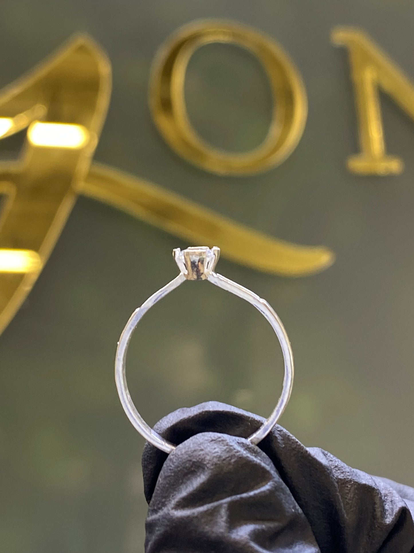 Anillo de plata