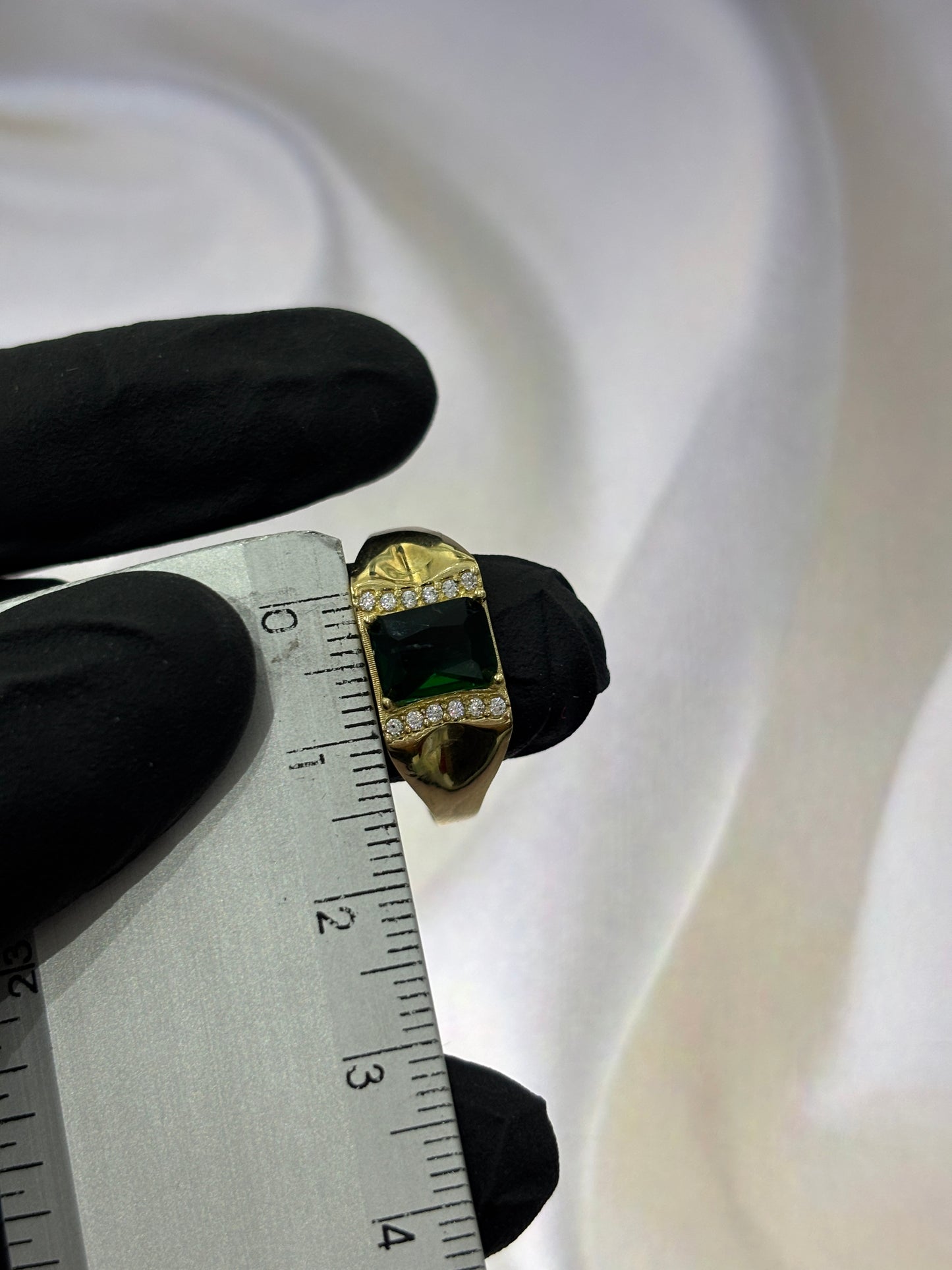 Anillo oro 10K caballero