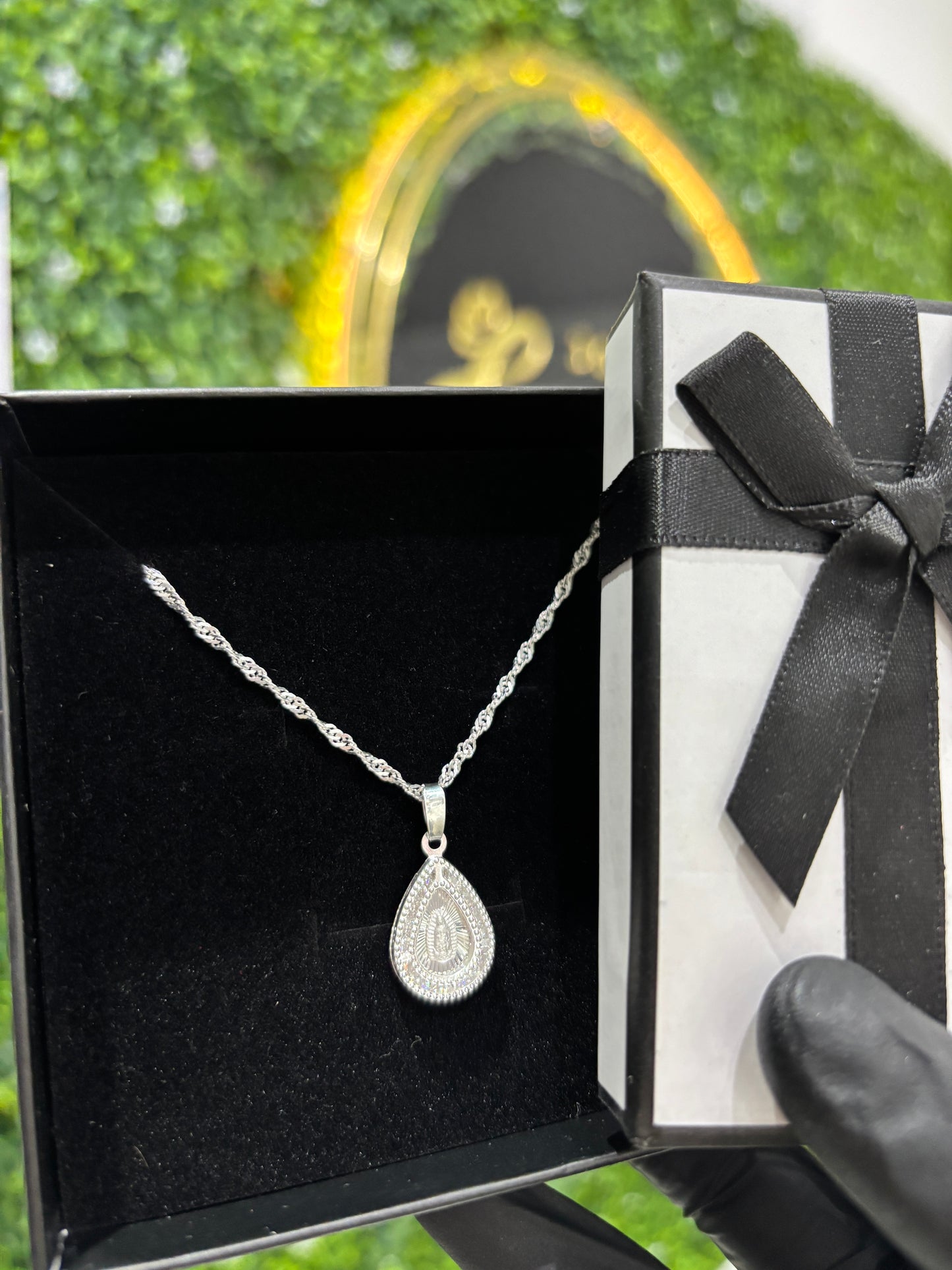 Cadena con dije plata
