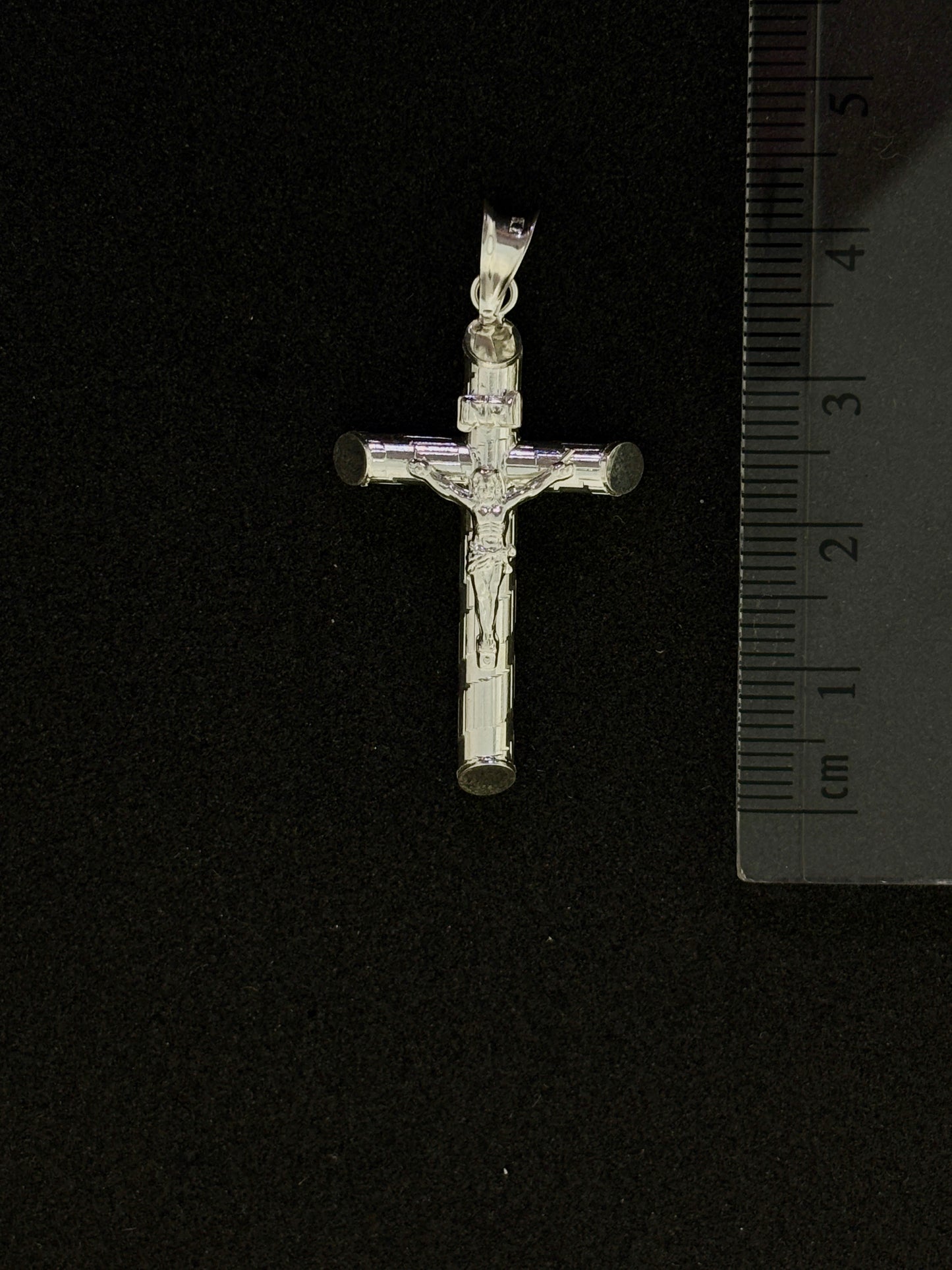 Cruz plata