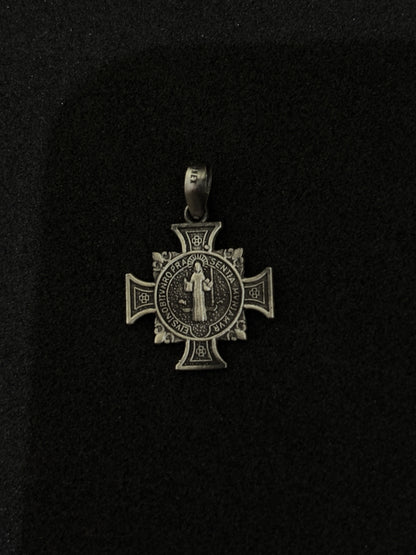 Dije san Benito plata