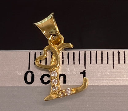 Dije oro 10k inicial “L”