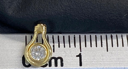 Broquel oro 10k bombilla