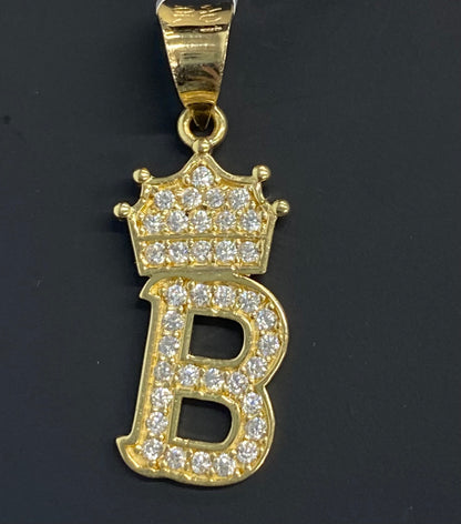 Dije oro 10k inicial “B”