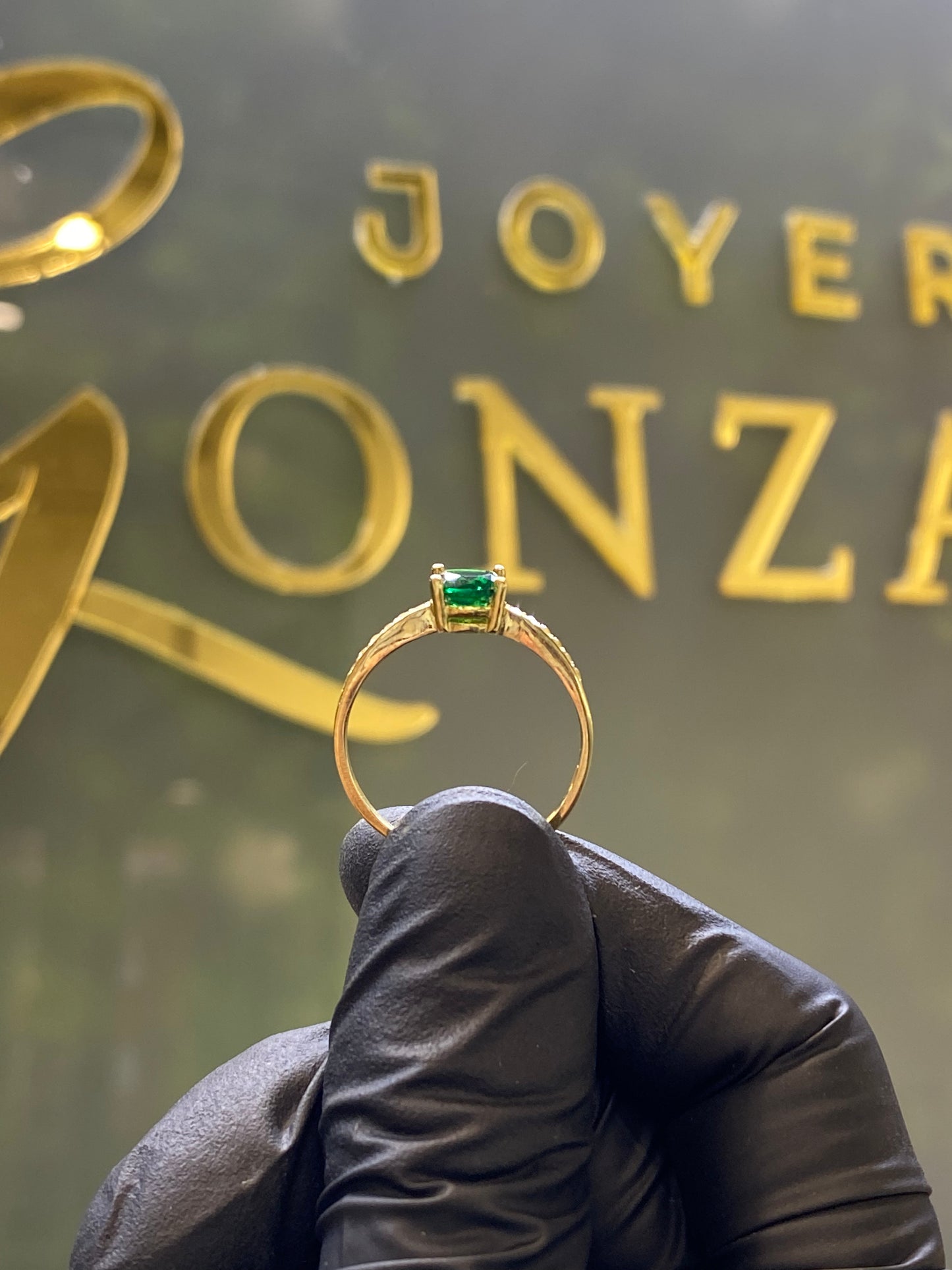 Anillo de oro 10k
