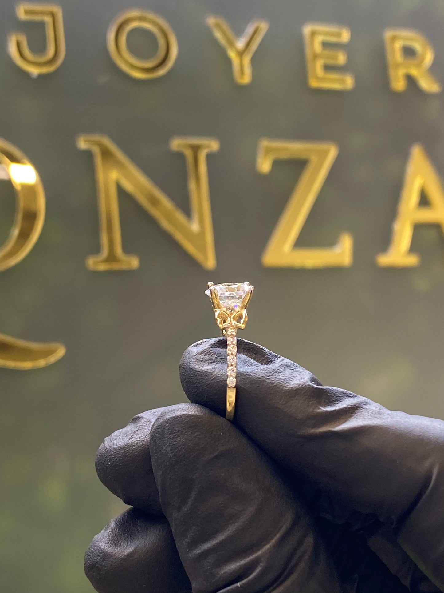 Anillo de oro 10k compromiso
