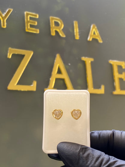 Broquel de oro 10k corazón