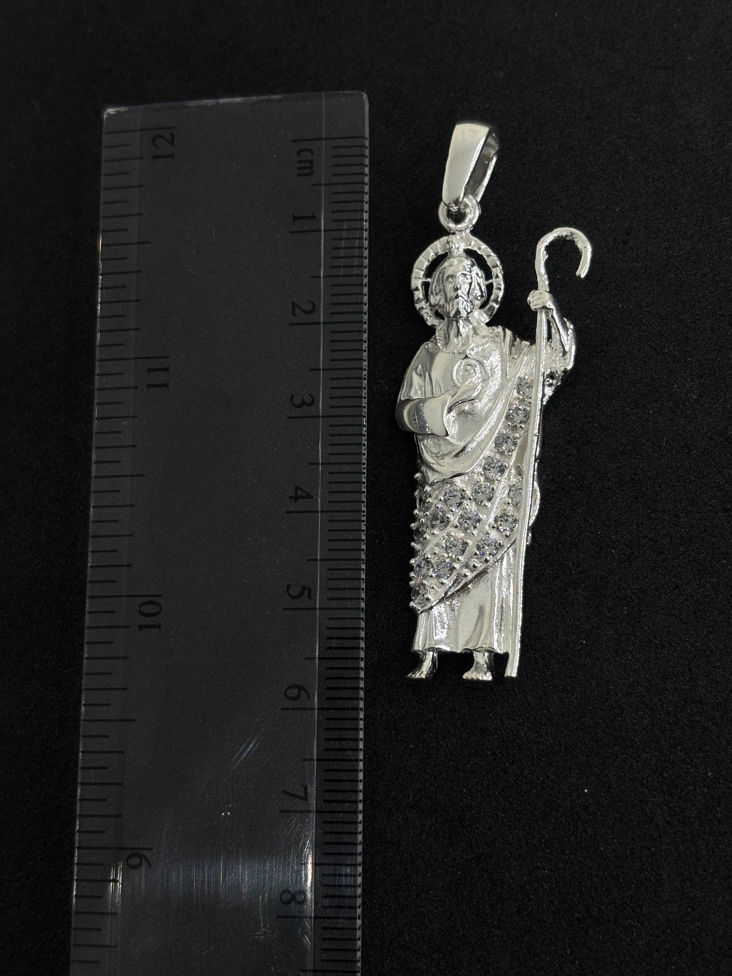 Dije de plata san judas