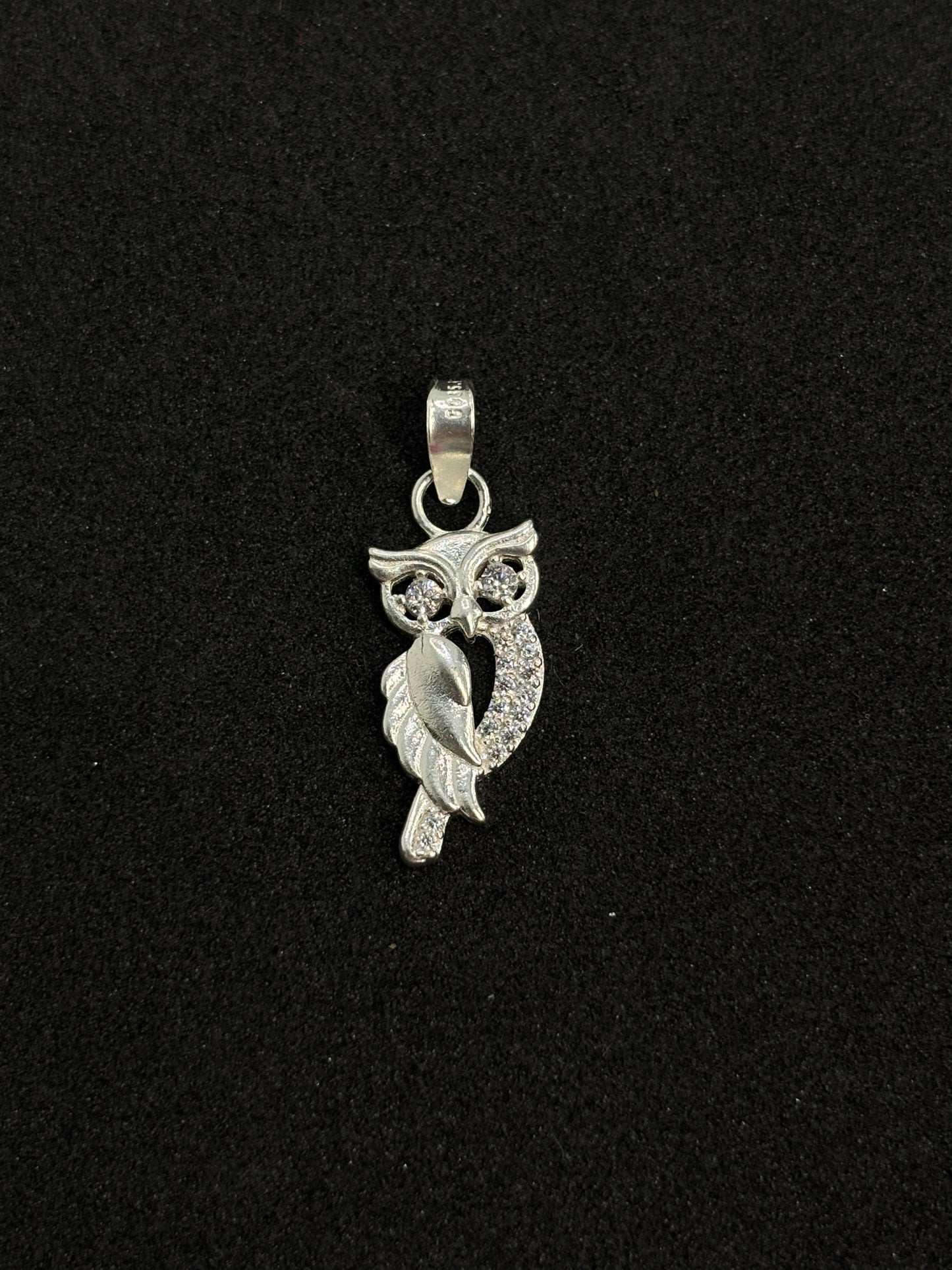 Dije plata búho