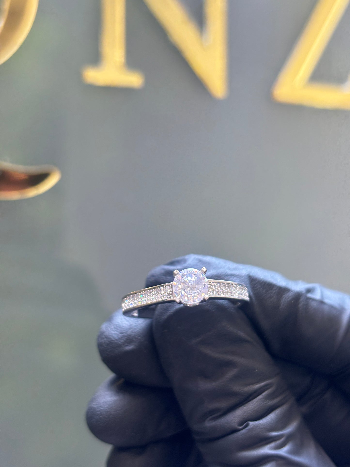 Anillo de oro 10k compromiso