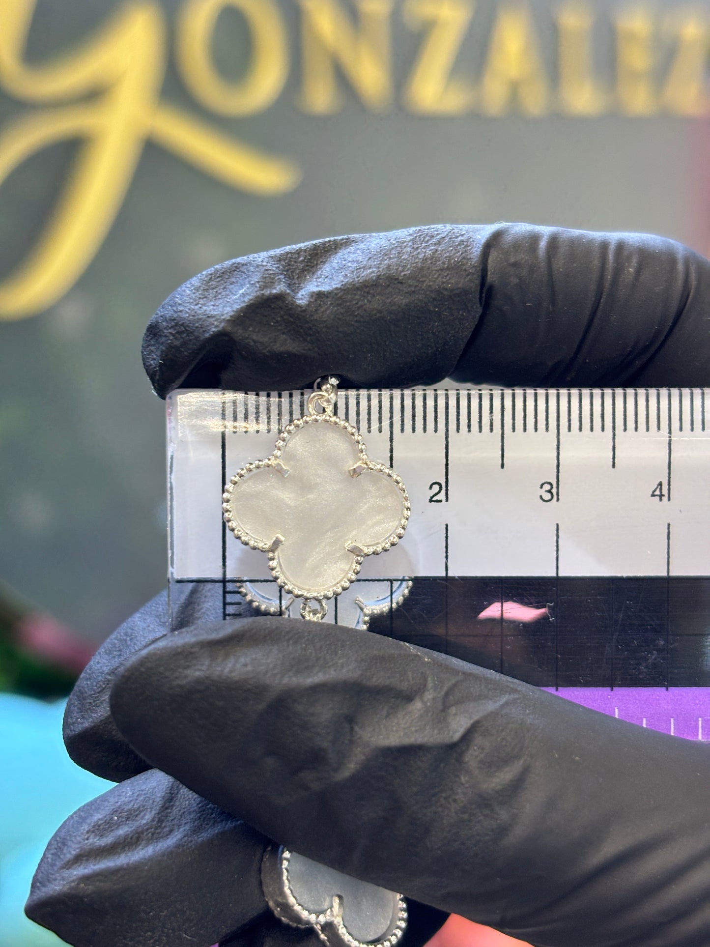 Pulsera plata trébol